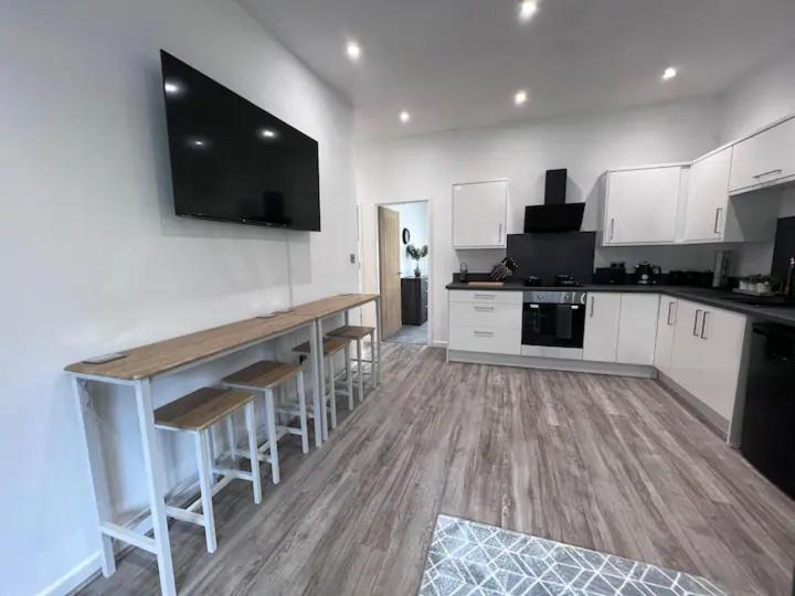 Monthly Stays Liverpool Eksteriør billede